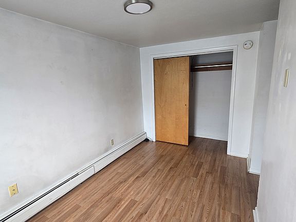 3rd image of 133 Maple St #2B