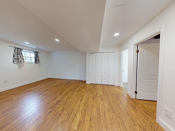 5th image of 2919 Espana Ct