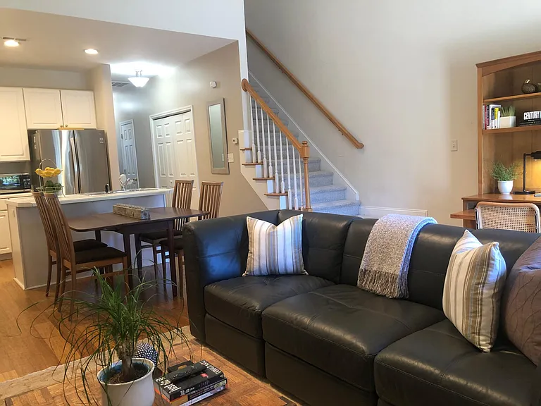 703 Teague Pl — Photo 21