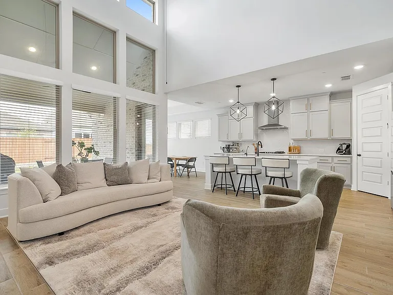 6220 Hilltop Plateau Dr — Photo 6