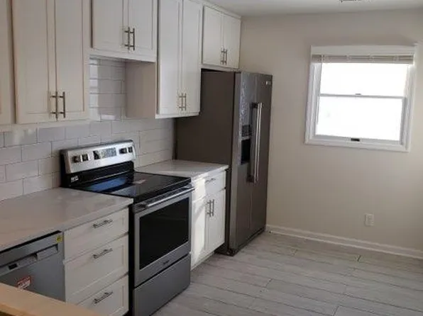 1739 Canary Cv, Saint Louis, MO 63144