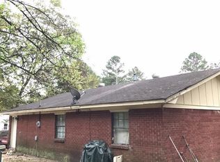 1010 S Myrtle St, Warren, AR 71671