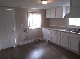 119 Kaye St, Spring Lake, NC 28390