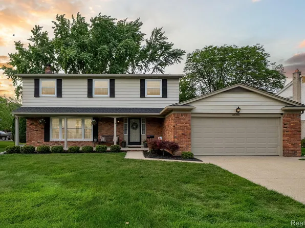 38786 Lancaster St, Livonia, MI 48154