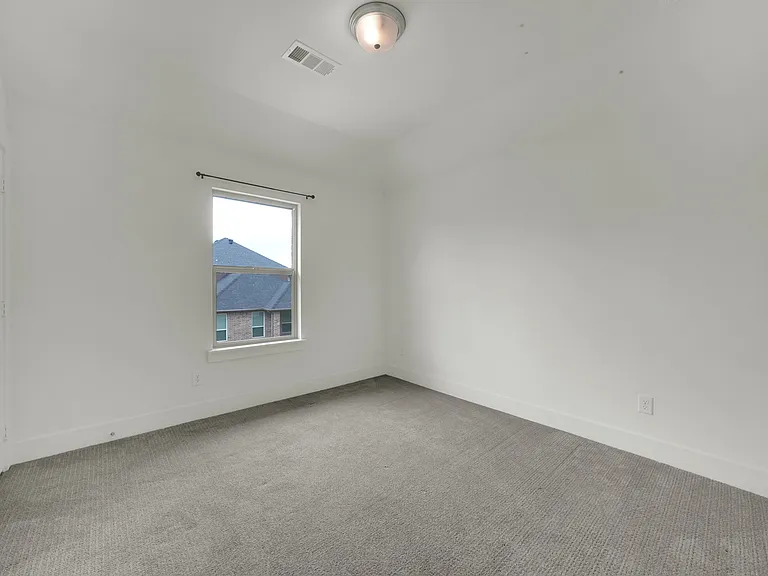 2717 Garden Gate Ln — Photo 24