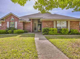 824 Eagles Nest Dr, Hewitt, TX 76643