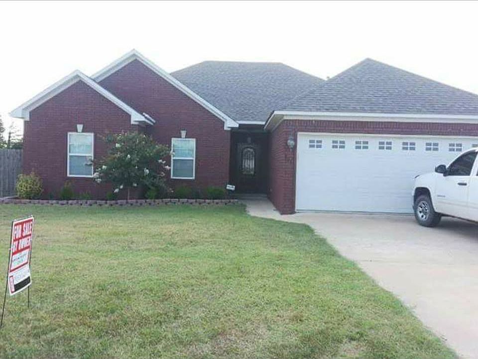 1st image of 805 Byron Ln