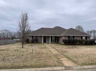 9826 Crooked Creek Blvd, Byram, MS 39272