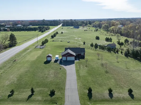 24065 Leo St NE, Stacy, MN 55079