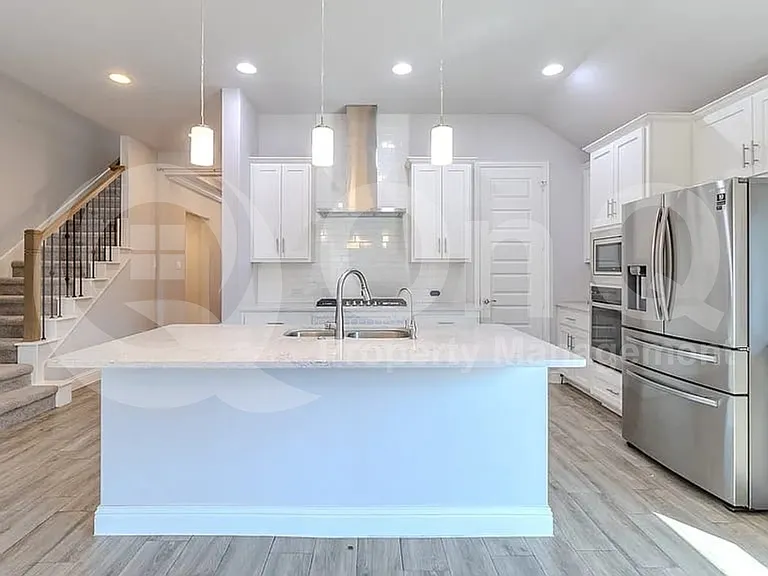 3215 Mattie Grey Ln — Photo 7