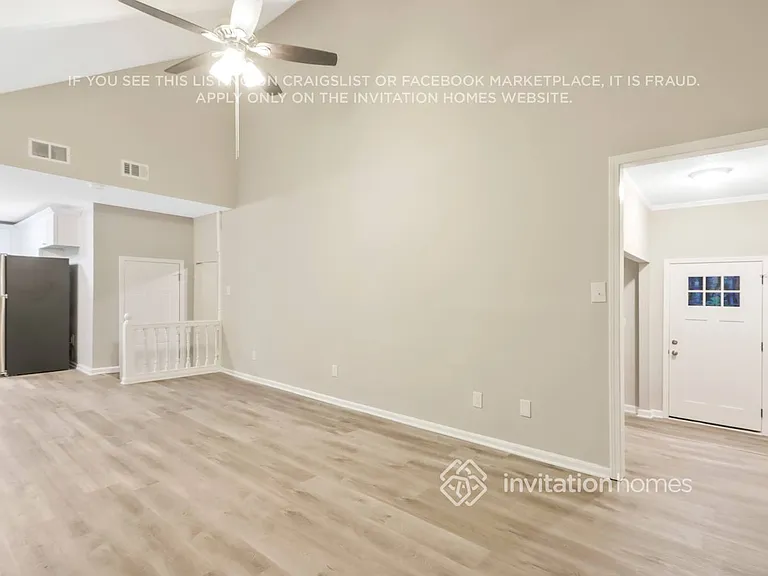 3382 Saxony Way — Photo 8