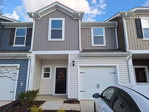 675 Rolling Fields Dr Photo 1
