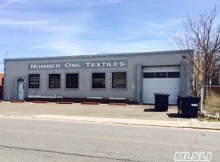 321 New South Rd, Hicksville, NY 11801