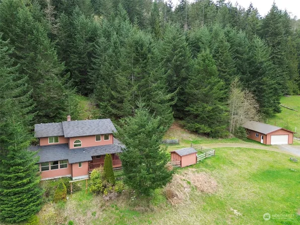 2904 Black Diamond Road, Port Angeles, WA 98363