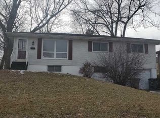 500 14th Ave W, Milan, IL 61264