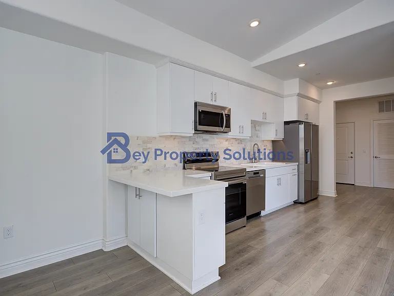 925 Madonna Rd #301 — Photo 12