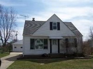 30126 Fern Dr, Eastlake, OH 44095