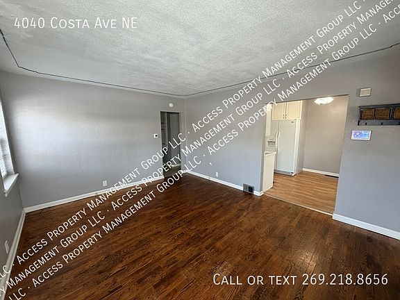 3rd image of 4040 Costa Ave NE