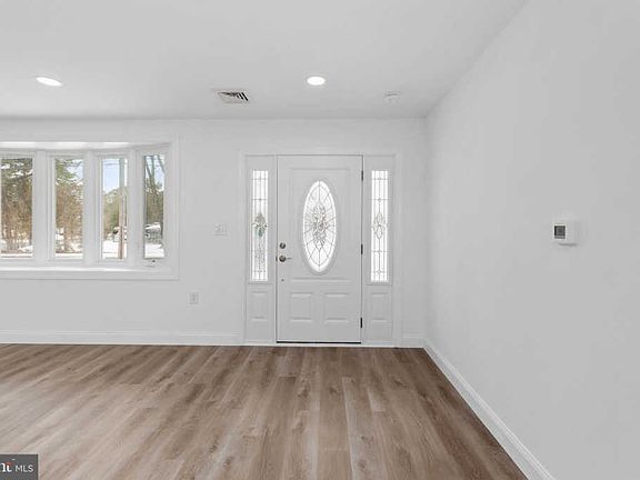 4th image of 10 Tensaw Dr