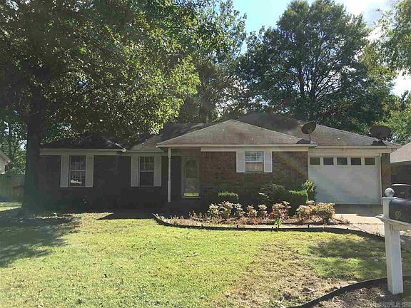 3rd image of 47 Hartwell Cir