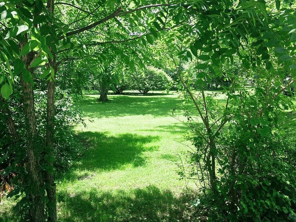 1st image of 2754 W Glenlord Rd