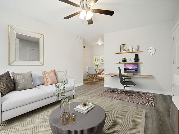 4th image of 524 S Carroll Blvd #8b4971a3a
