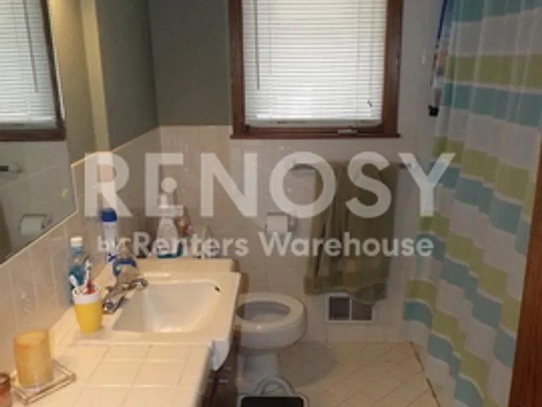 7404 Queen Ave S — Photo 6
