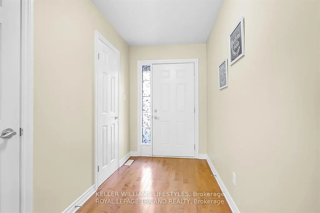 4 bed, $2,695 — Photo 4