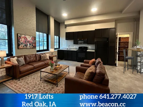 1917 Lofts Red Oak