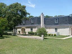 1st image of 3630 Northcrest Dr