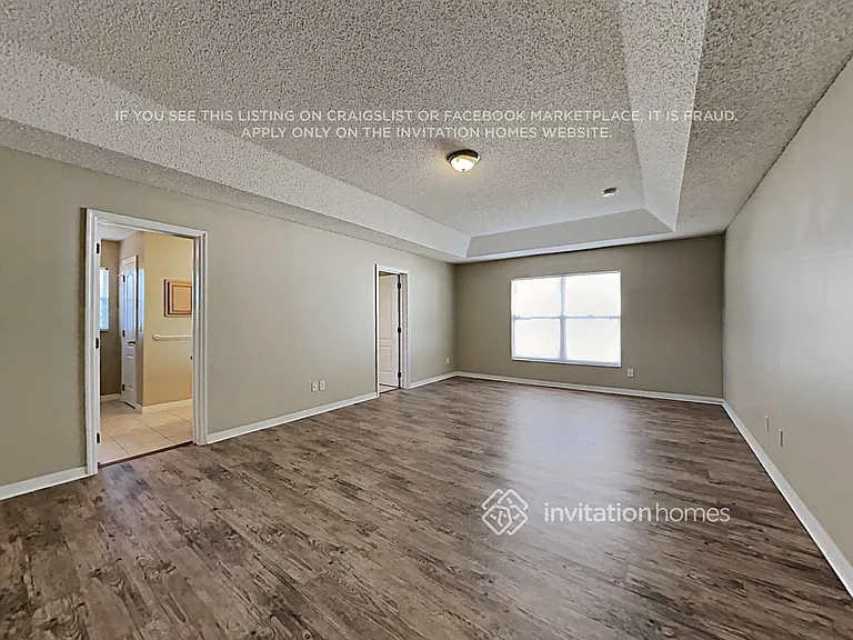 1266 N Ridge Blvd — Photo 11