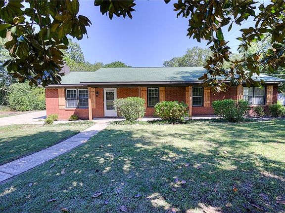 5th image of 1558 Gates Rd