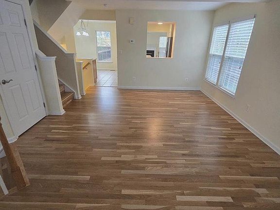 5th image of 10331 Butternut Cir