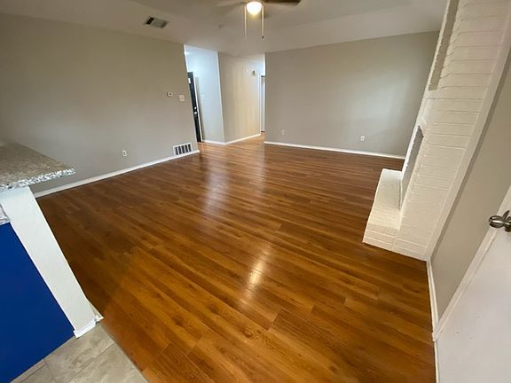 4th image of 709 Crestview Dr