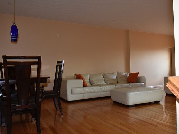 2nd image of 729 Wineberry Way
