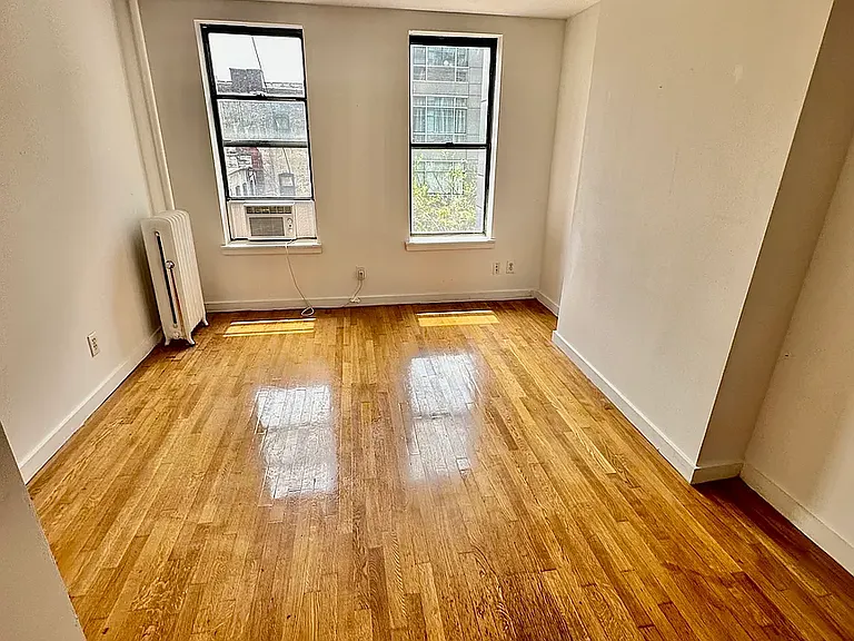204 Livingston St #33 — Photo 3