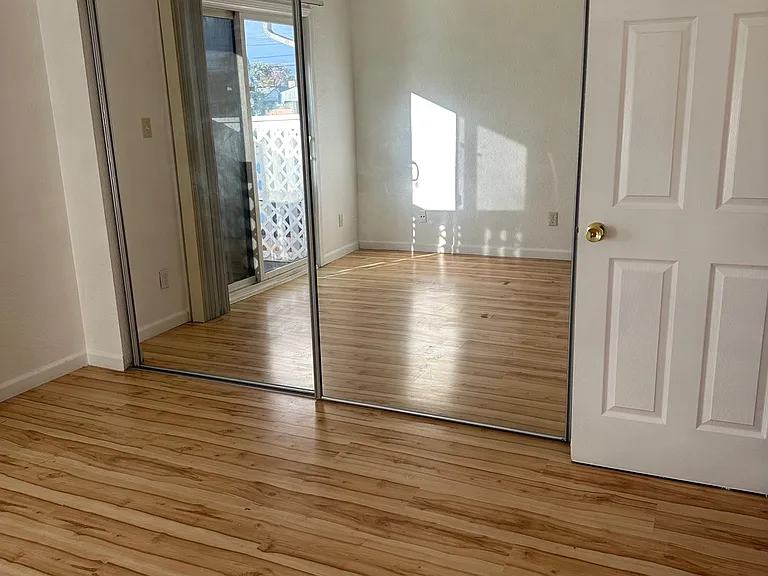 3634 Bellinger Ct — Photo 4
