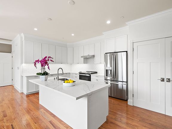 3rd image of 650 Mill St #205