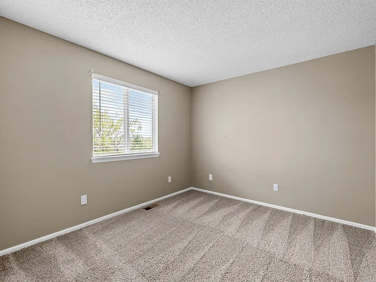 4516 Laramie Sky Dr — Photo 12