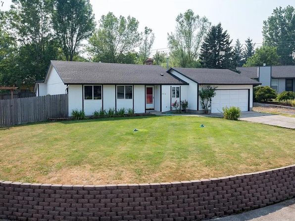 2219 SE Harlow Ct