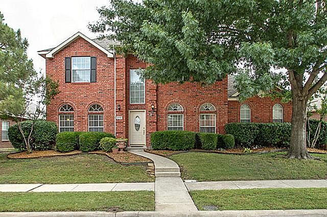 1st image of 2916 Brittany Ln