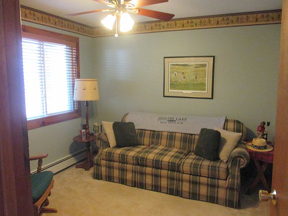 Main level den/TV room