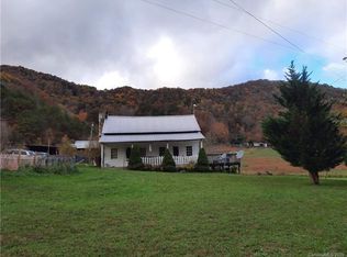 7 Margaret Dr, Leicester, NC 28748