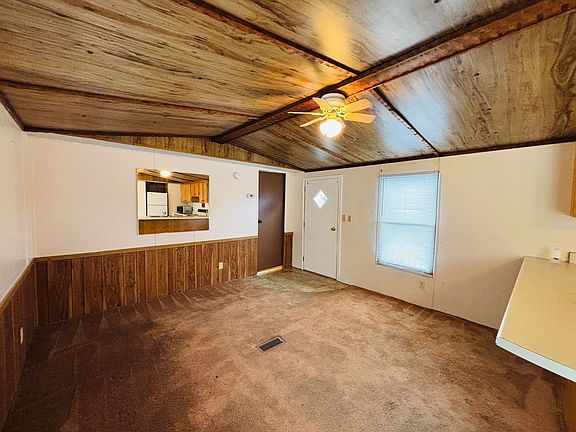 3rd image of 1850 Akers St Lot 4