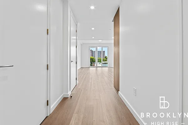 Rented by Brooklyn High Rise LLC | media 24