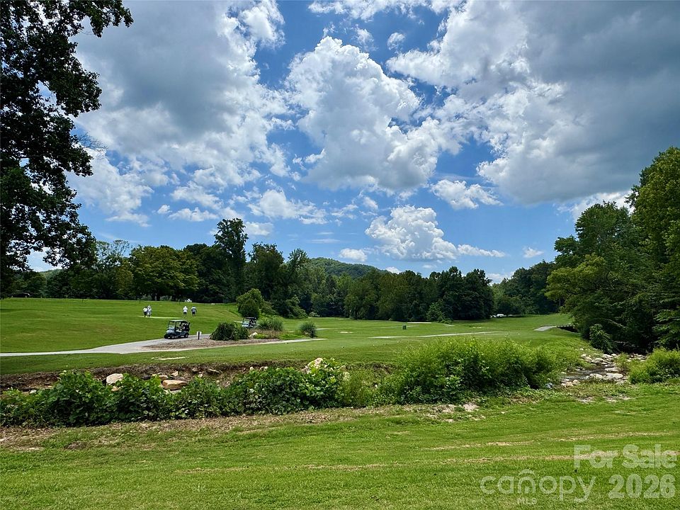 1st image of 307 Fairway Dr