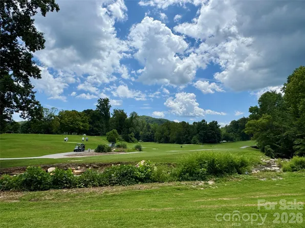 307 Fairway Dr, Lake Lure, NC 28746