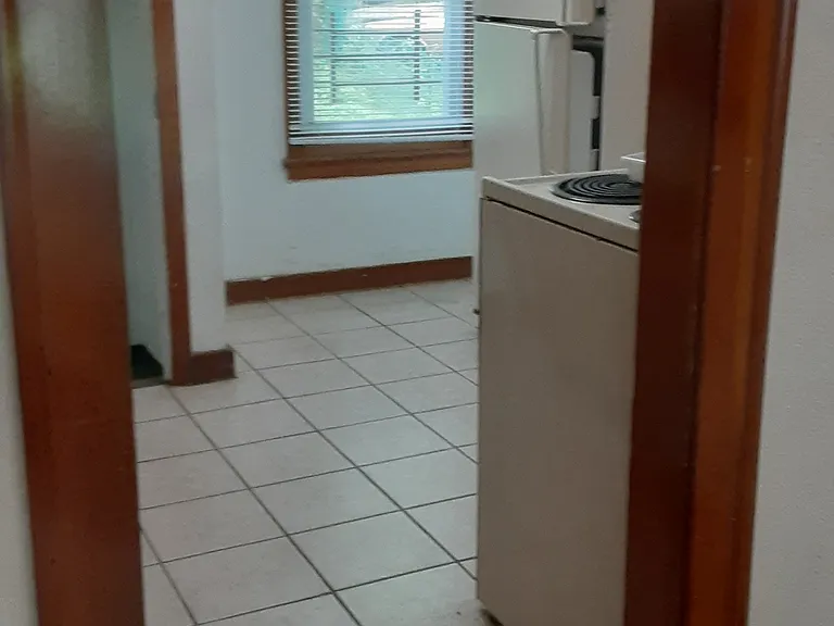 2617 Calverton Rd — Photo 12