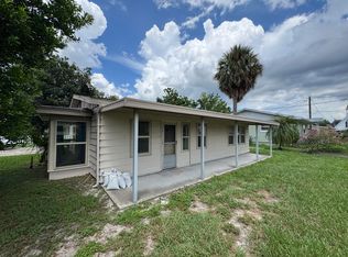 304 N Rockingham Ave, Tavares, FL 32778