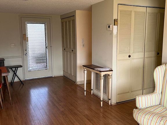4th image of 146 Lake Evelyn Drive #146